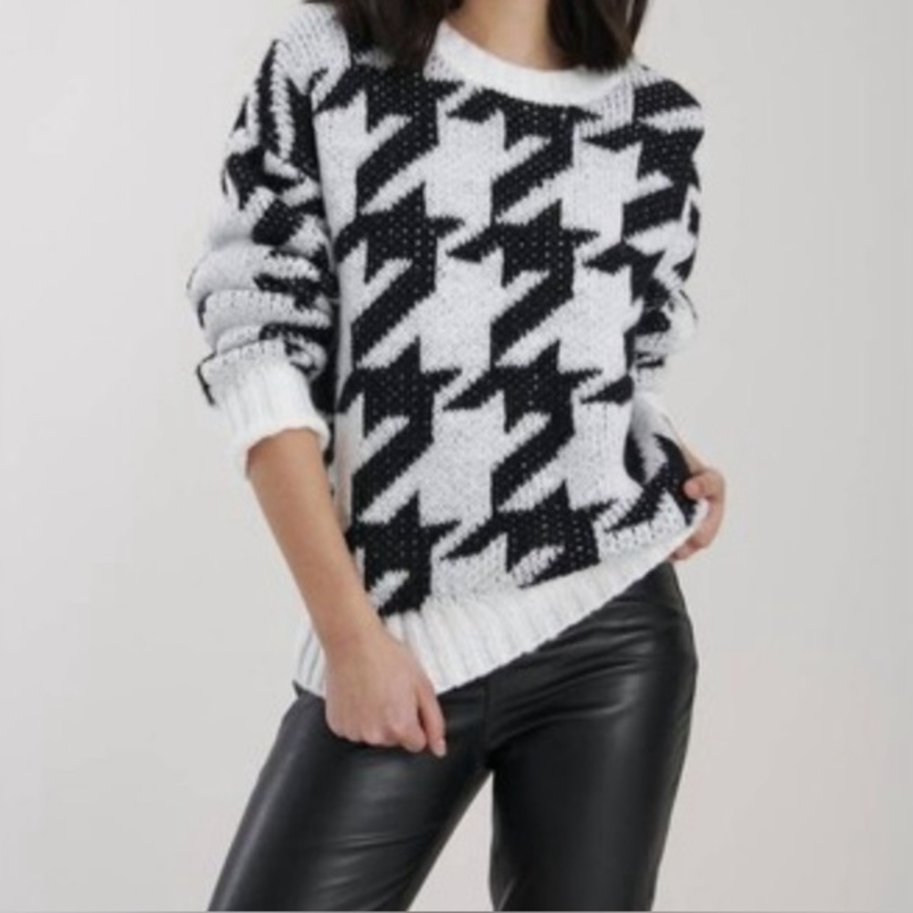 REVOLVE JOHN + JENN RICKY HOUNDSTOOTH SWEATER